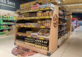 Le discounter souhiate faire preuve de plus de proximité avec kes clients et producteurs locaux